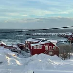 Lofoten Aurora Oceanfront 罗弗敦极光海景度假屋 * Moskenes