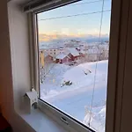 Lofoten Aurora Oceanfront 罗弗敦极光海景度假屋 Apartment Moskenes
