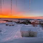 Lofoten Aurora Oceanfront 罗弗敦极光海景度假屋 Moskenes