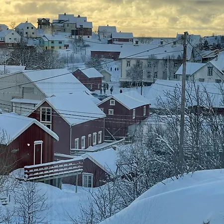 Lofoten Aurora Oceanfront 罗弗敦极光海景度假屋 * 莫斯克内斯