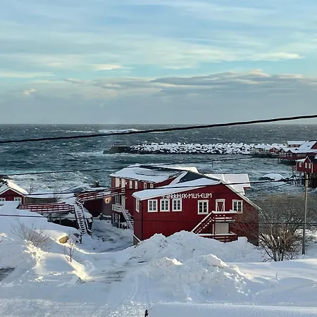 Lofoten Aurora Oceanfront 罗弗敦极光海景度假屋 * 莫斯克内斯