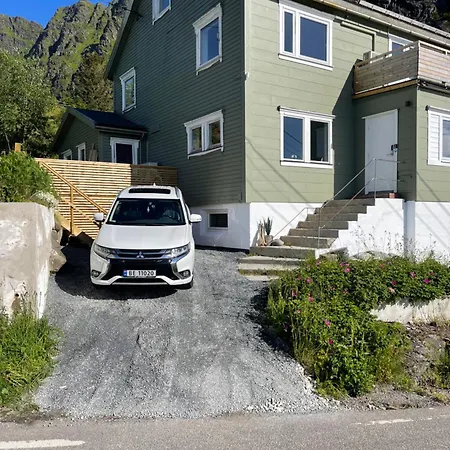 Lofoten Aurora Oceanfront 罗弗敦极光海景度假屋