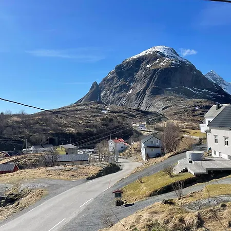 Appartement Lofoten Aurora Oceanfront 罗弗敦极光海景度假屋 *