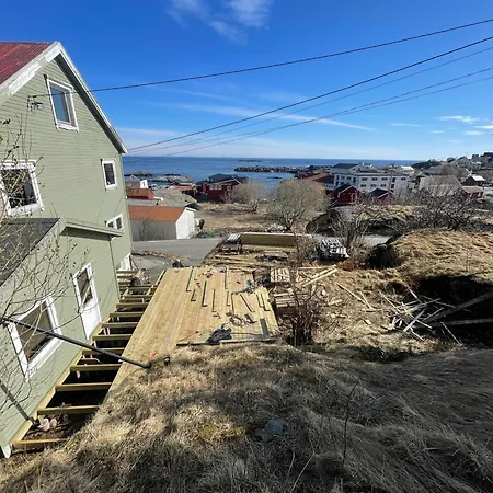 Appartement Lofoten Aurora Oceanfront 罗弗敦极光海景度假屋 Å
