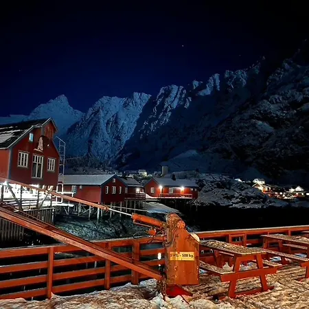 Lofoten Aurora Oceanfront 罗弗敦极光海景度假屋