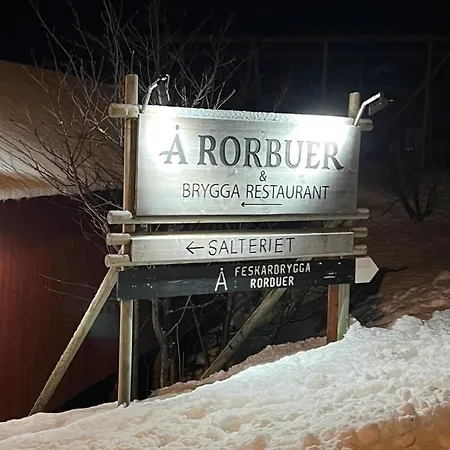 Lofoten Aurora Oceanfront 罗弗敦极光海景度假屋 Appartamento Moskenes