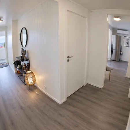 Lofoten Aurora Oceanfront 罗弗敦极光海景度假屋 Apartmán