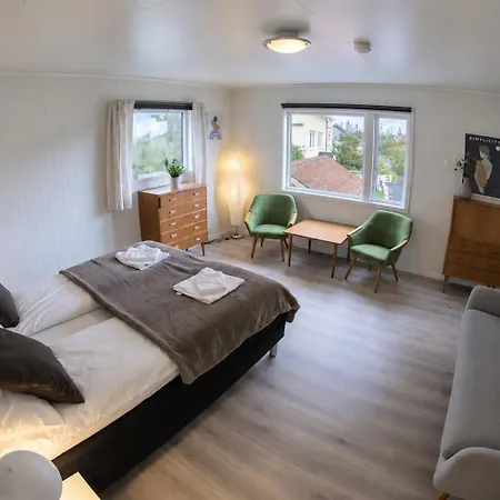 Lofoten Aurora Oceanfront 罗弗敦极光海景度假屋 Apartmán Å