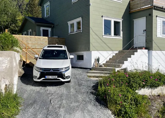 Lofoten Aurora Oceanfront 罗弗敦极光海景度假屋