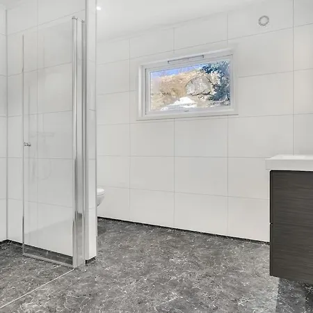 Lofoten Aurora Oceanfront 罗弗敦极光海景度假屋