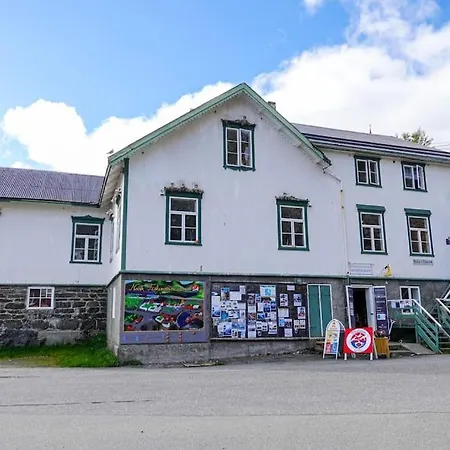 Lofoten Aurora Oceanfront 罗弗敦极光海景度假屋 *