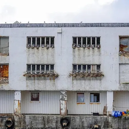 Lofoten Aurora Oceanfront 罗弗敦极光海景度假屋 アパート モスケネス