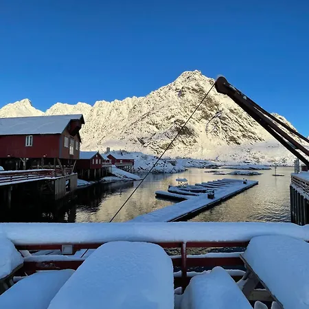 Lägenhet Lofoten Aurora Oceanfront 罗弗敦极光海景度假屋 *
