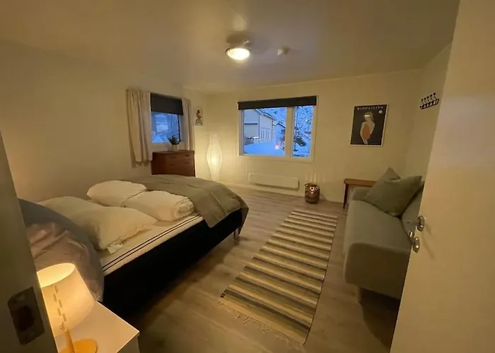 Lofoten Aurora Oceanfront 罗弗敦极光海景度假屋 Lägenhet Moskenes