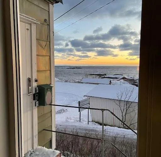 Lofoten Aurora Oceanfront 罗弗敦极光海景度假屋 Moskenes