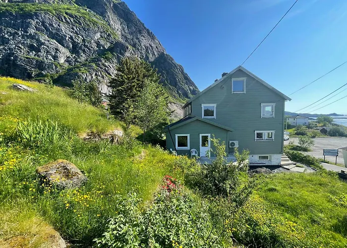 Lofoten Aurora Oceanfront 罗弗敦极光海景度假屋 Lägenhet *