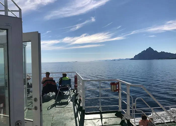 Lägenhet Lofoten Aurora Oceanfront 罗弗敦极光海景度假屋 *