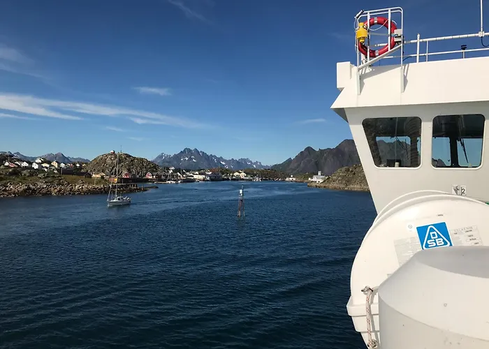 Lofoten Aurora Oceanfront 罗弗敦极光海景度假屋 Lägenhet *