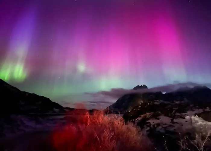 Lofoten Aurora Oceanfront 罗弗敦极光海景度假屋 Lägenhet Moskenes